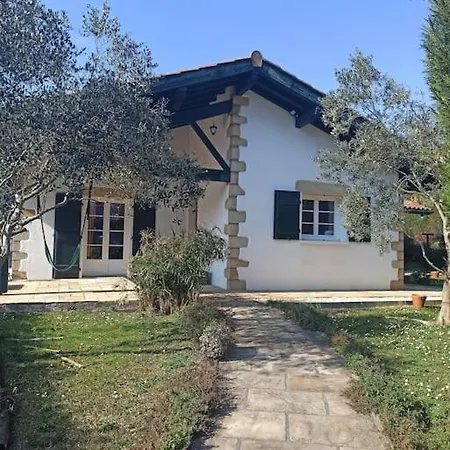 Magnifique Maison De 250m2 Vue Rhune Ascain